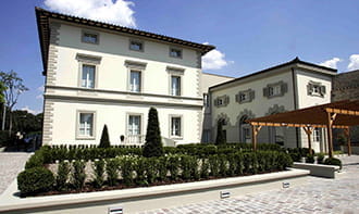 Il palazzo con la sede della Serie C